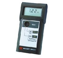 MEGGER BM122 Hand Held Insulation Resistance and Continuity Tester